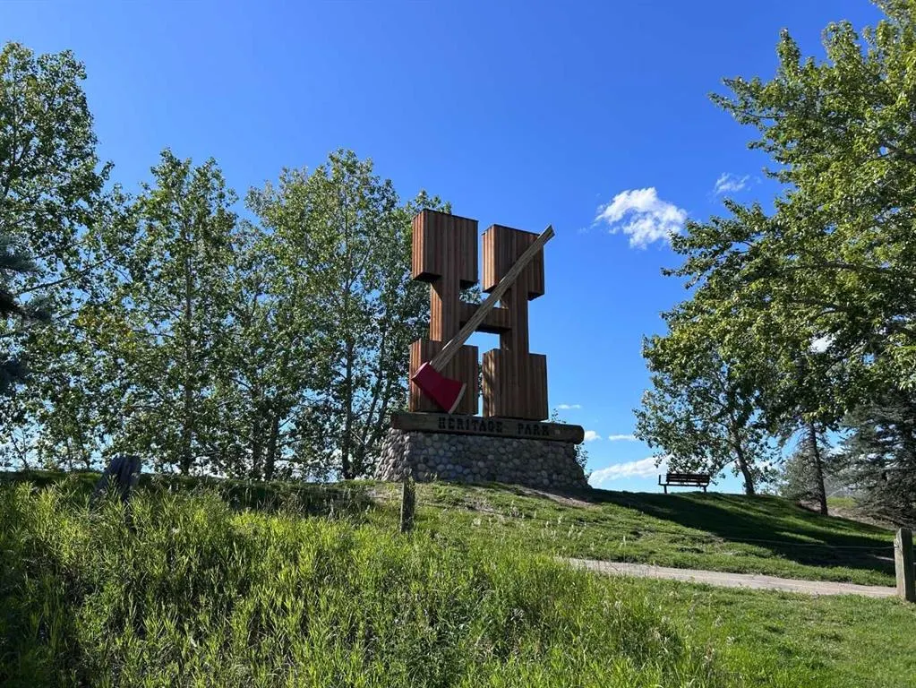 617 56 Avenue SW, #307