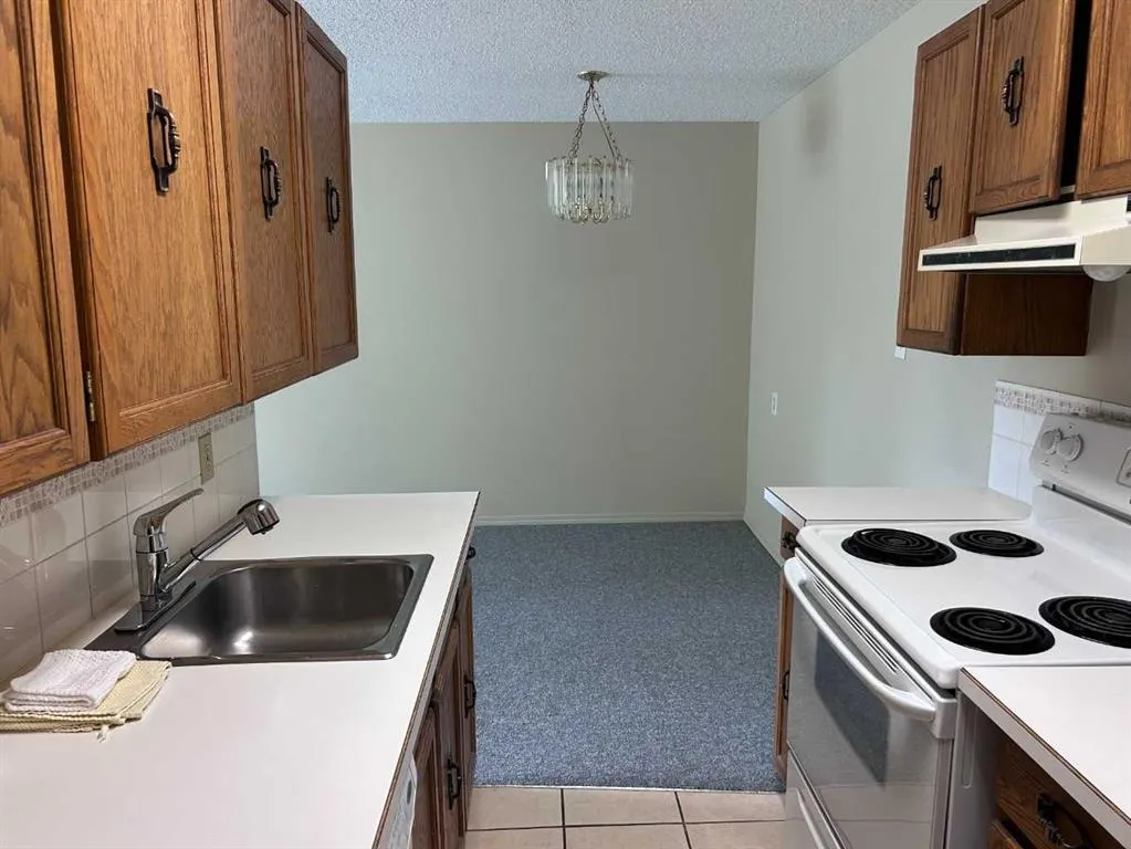617 56 Avenue SW, #307