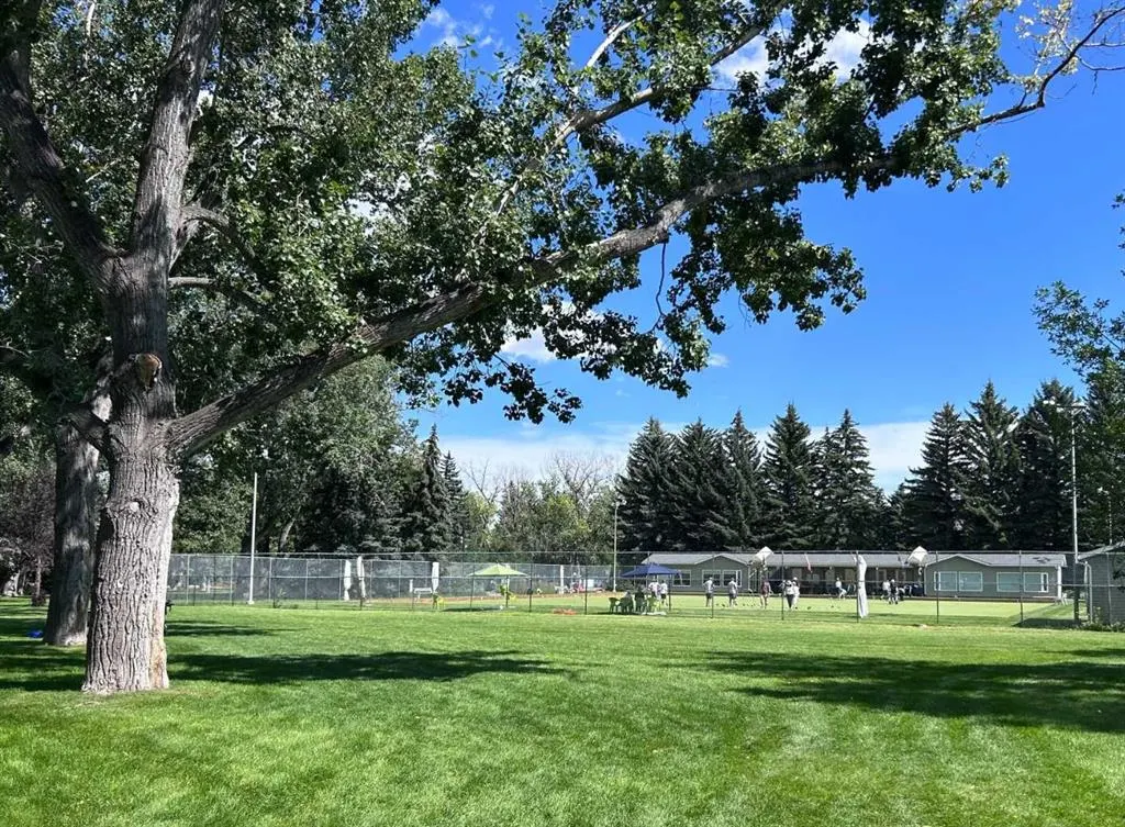 617 56 Avenue SW, #307