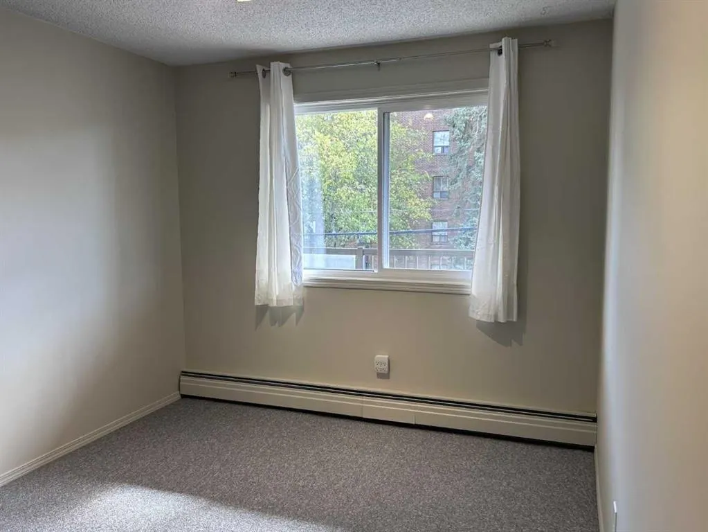 617 56 Avenue SW, #307
