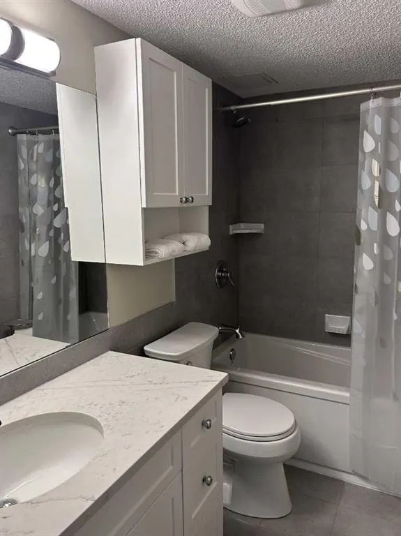 617 56 Avenue SW, #307