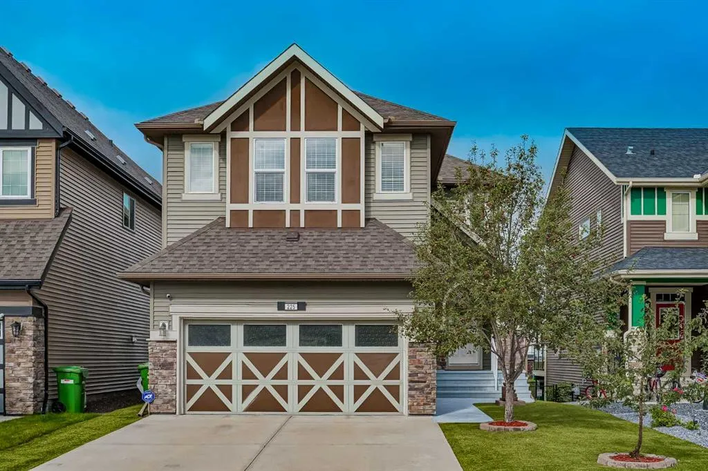 225 Kingsmere Cove SE