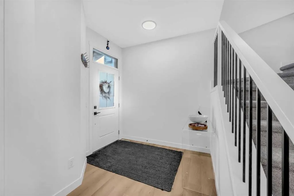 11 Heritage Circle