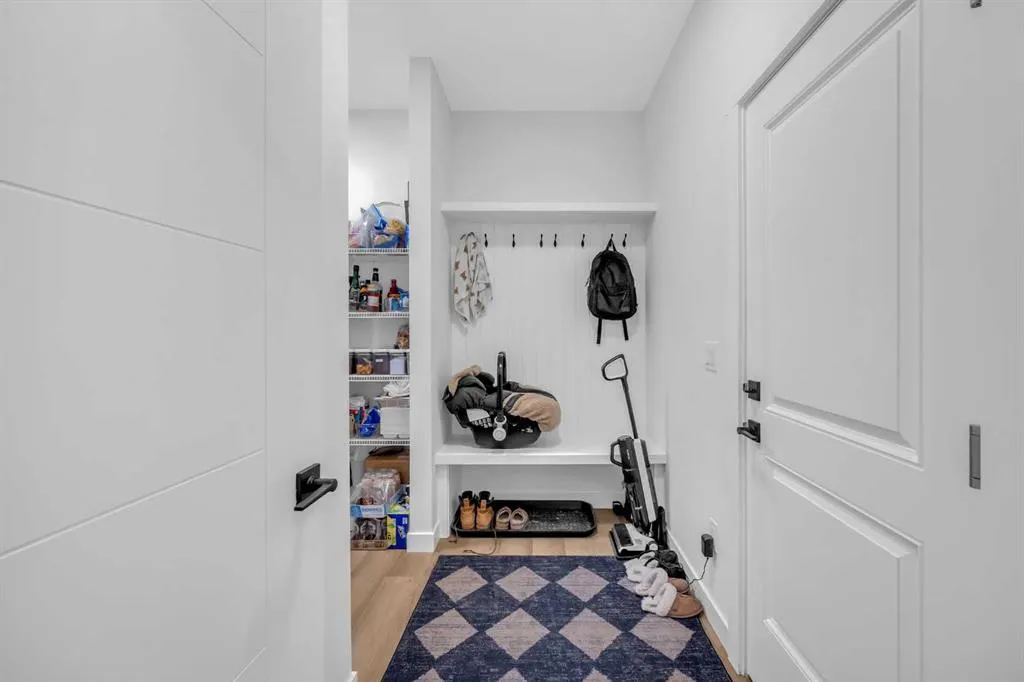 11 Heritage Circle