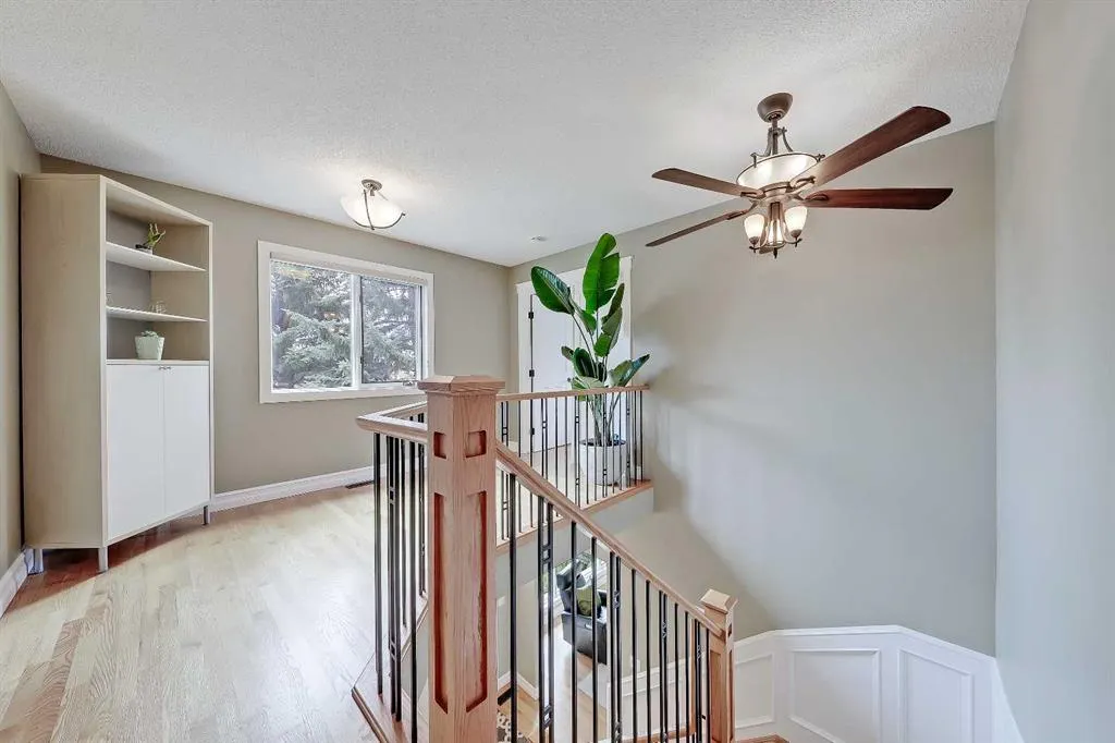232 Scimitar Bay NW