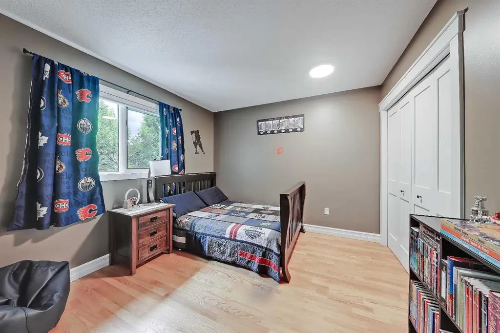 232 Scimitar Bay NW