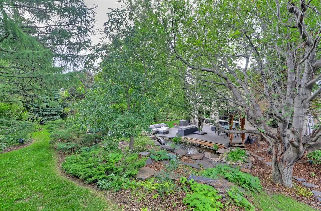 232 Scimitar Bay NW