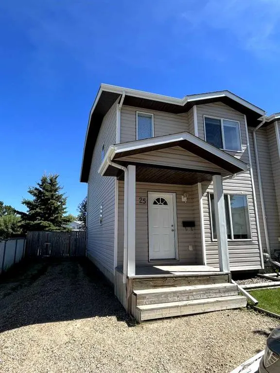 25 Lakeview Close