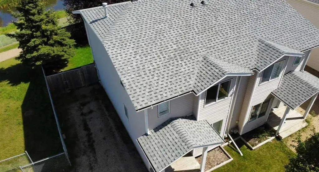 25 Lakeview Close