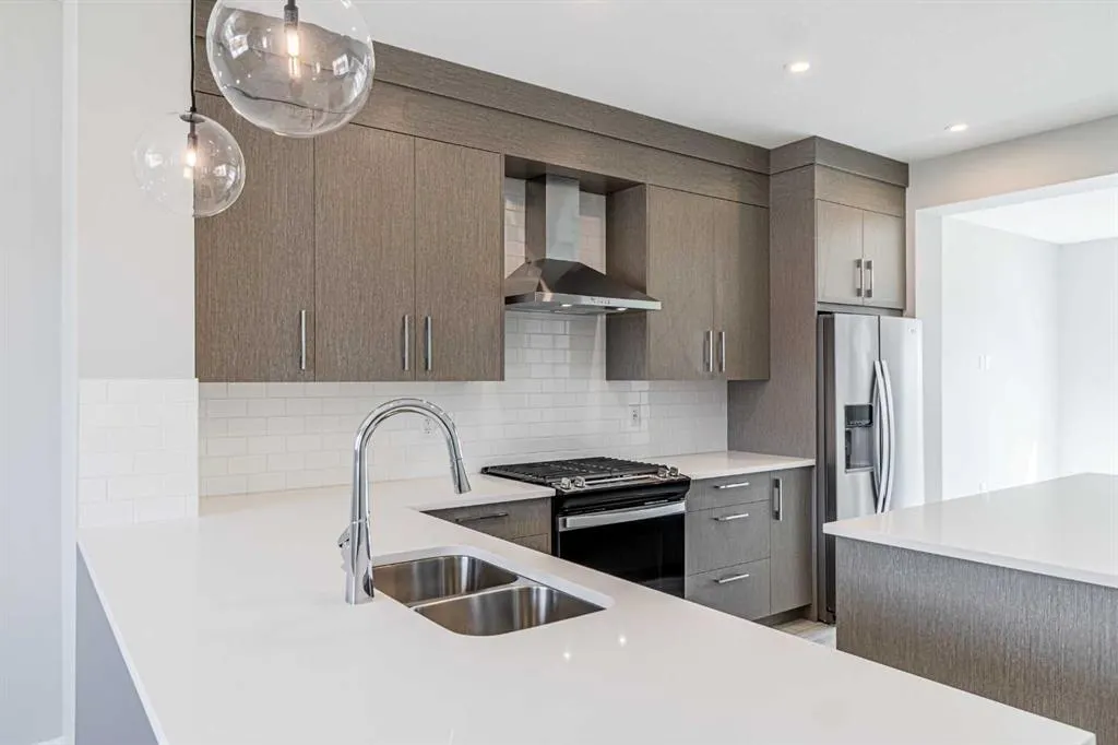 121 Dawson Wharf View SE