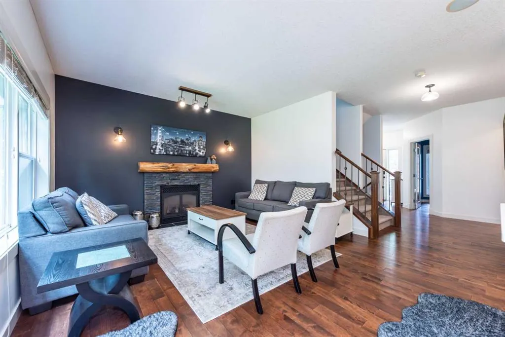 122 Tuscany Glen Place NW