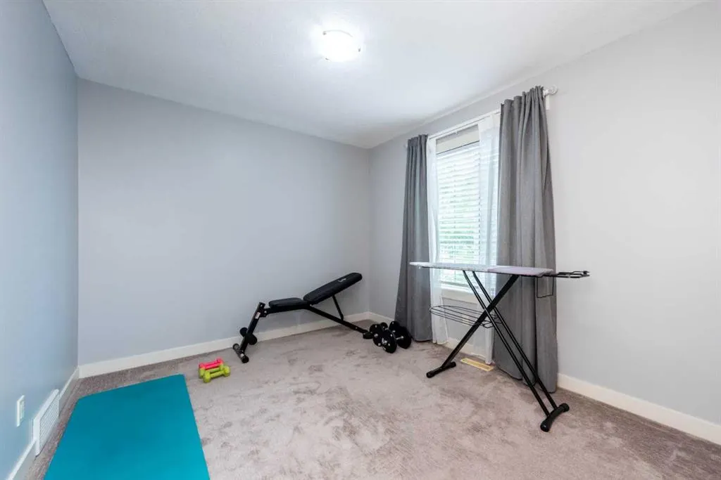 122 Tuscany Glen Place NW