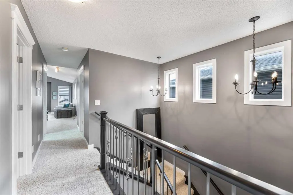 112 Kingsbridge Way