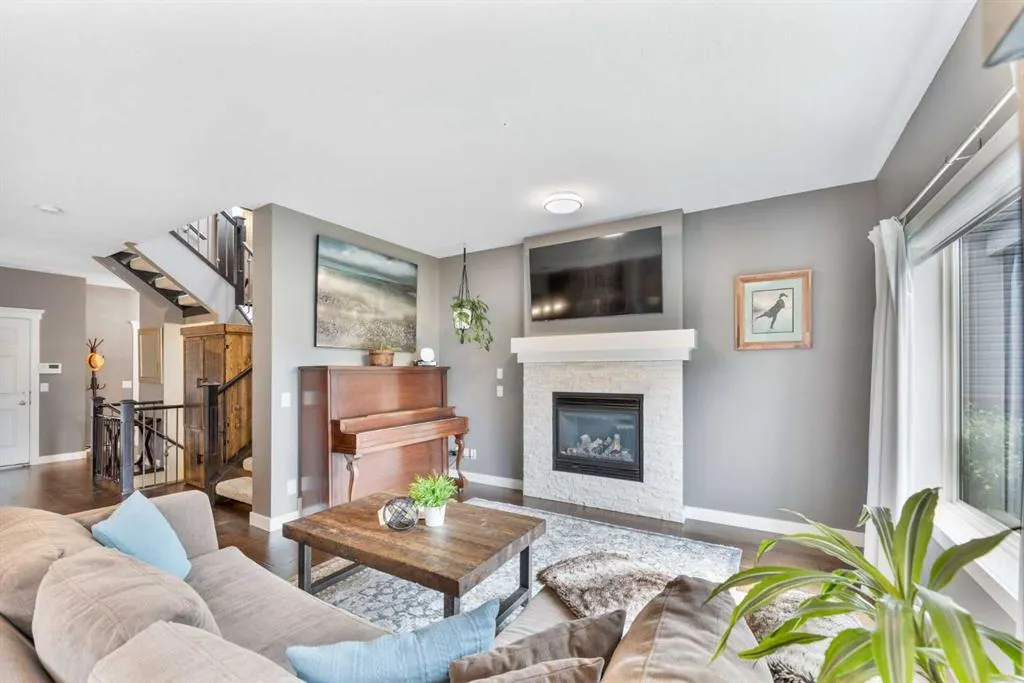 112 Kingsbridge Way