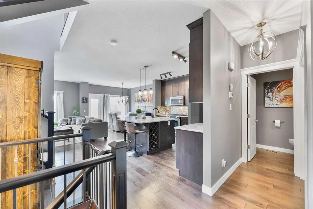 112 Kingsbridge Way