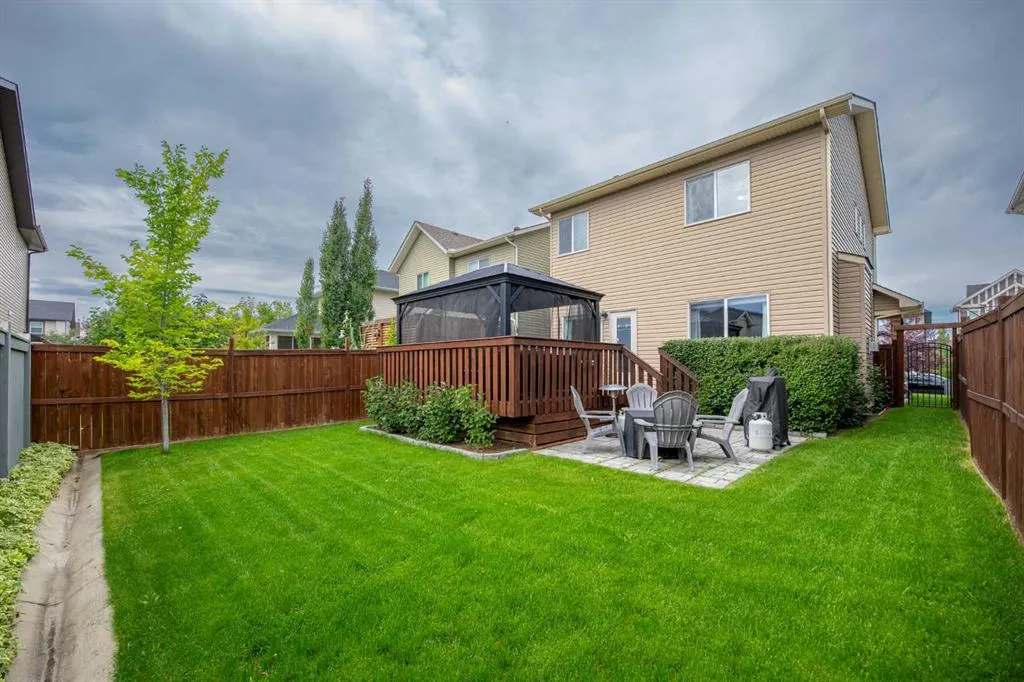 112 Kingsbridge Way