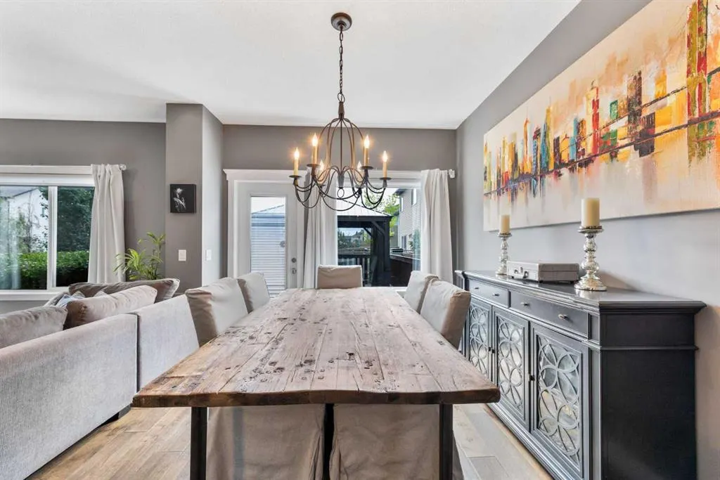 112 Kingsbridge Way