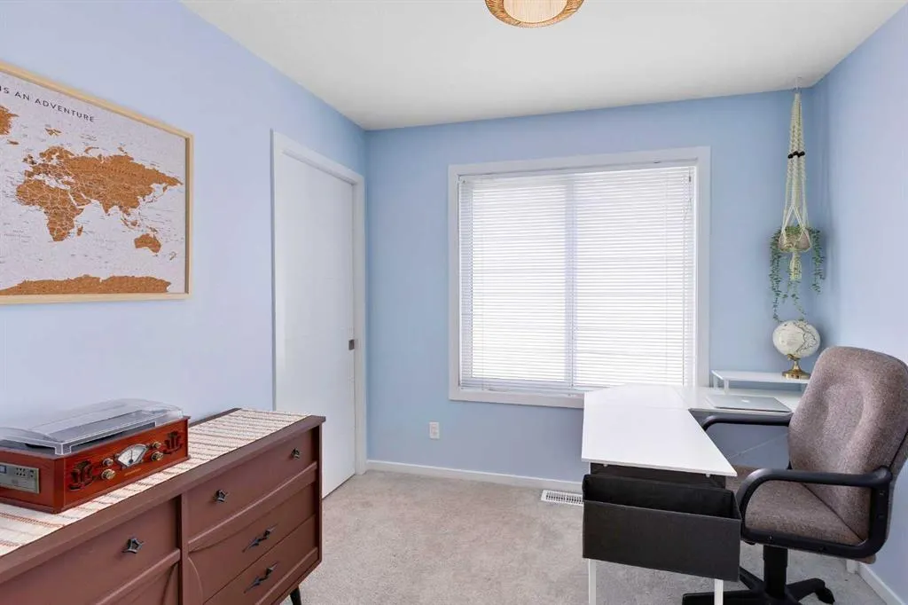 110 Redstone NE, #202