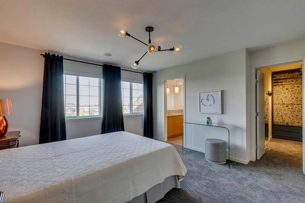 18 Marquis Cove SE