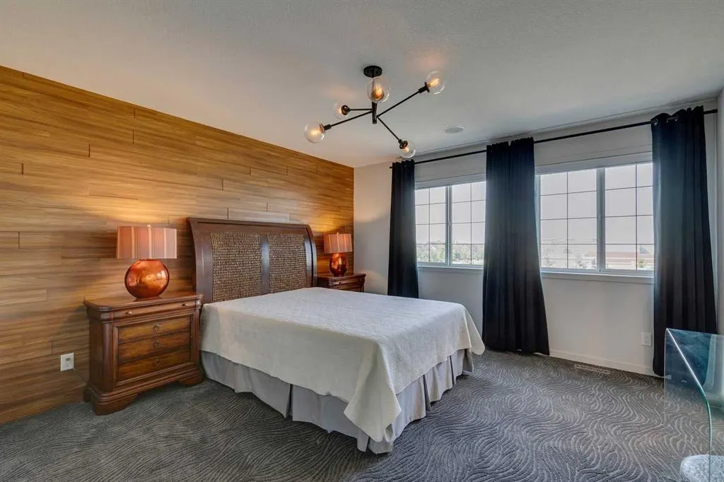 18 Marquis Cove SE