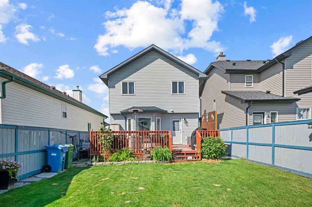 54 Saddlemead Way NE