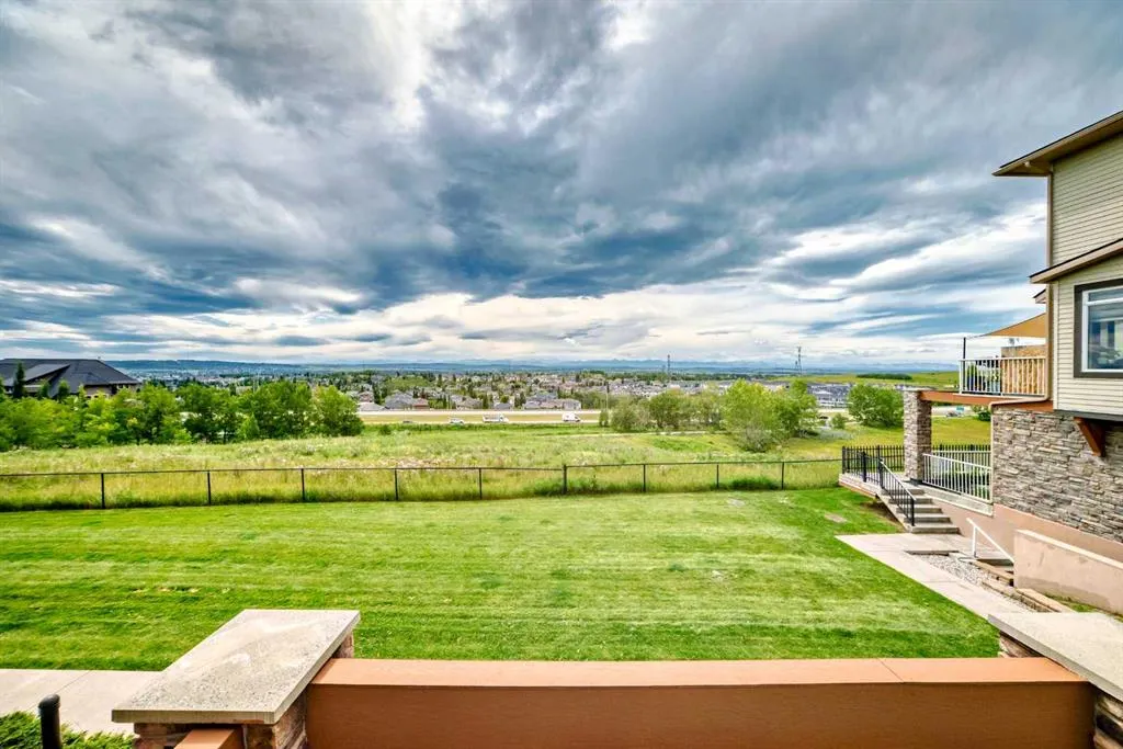 169 Rockyledge View NW, #20