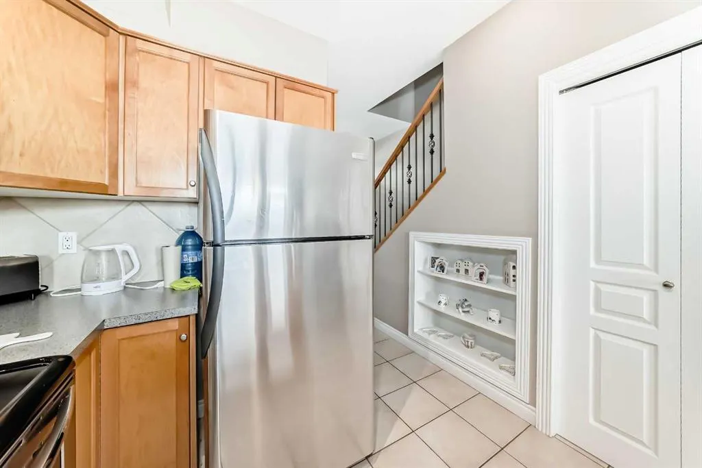 169 Rockyledge View NW, #20