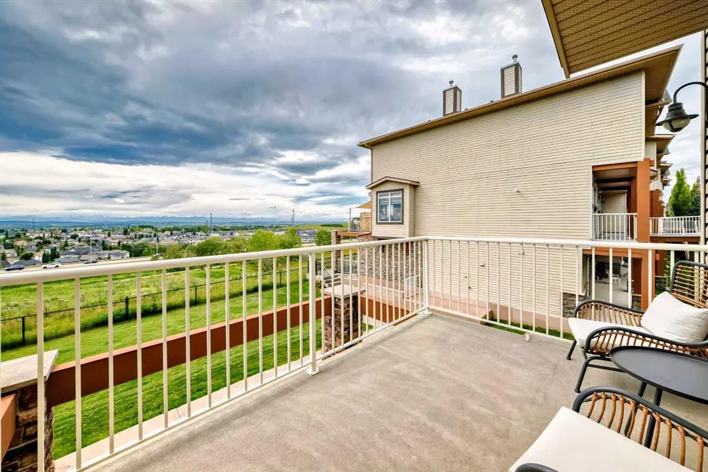 169 Rockyledge View NW, #20
