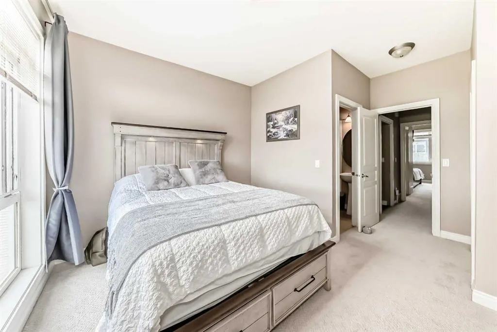 169 Rockyledge View NW, #20