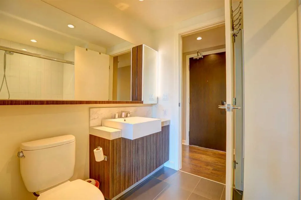 626 14 Avenue SW, #412