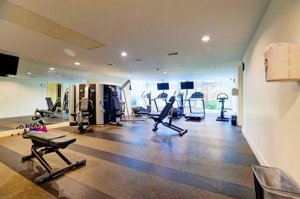 626 14 Avenue SW, #412