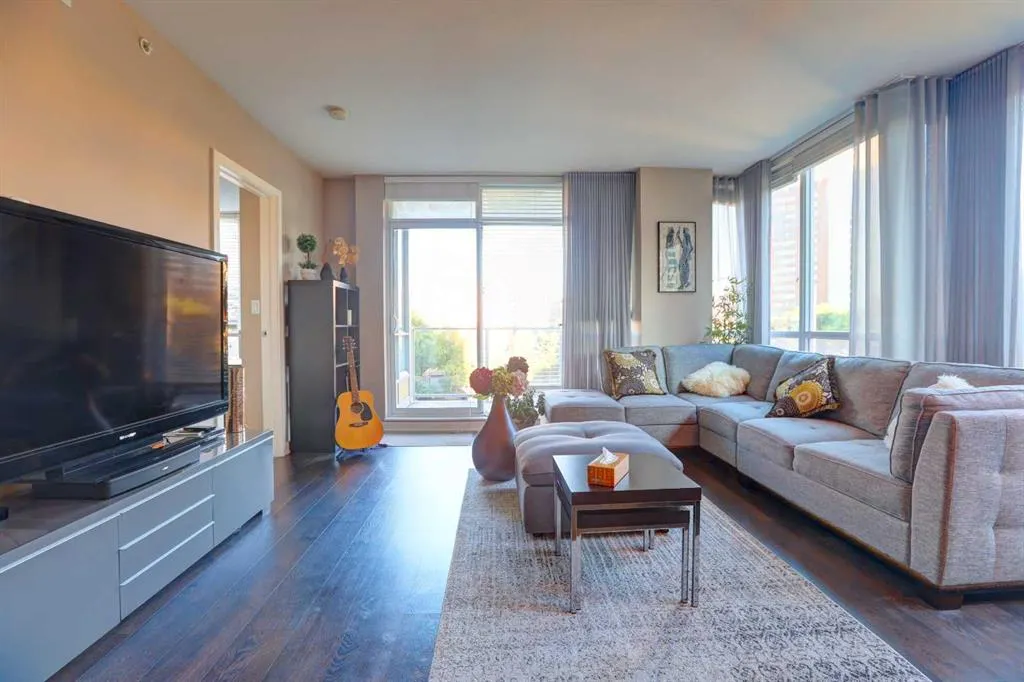 626 14 Avenue SW, #412