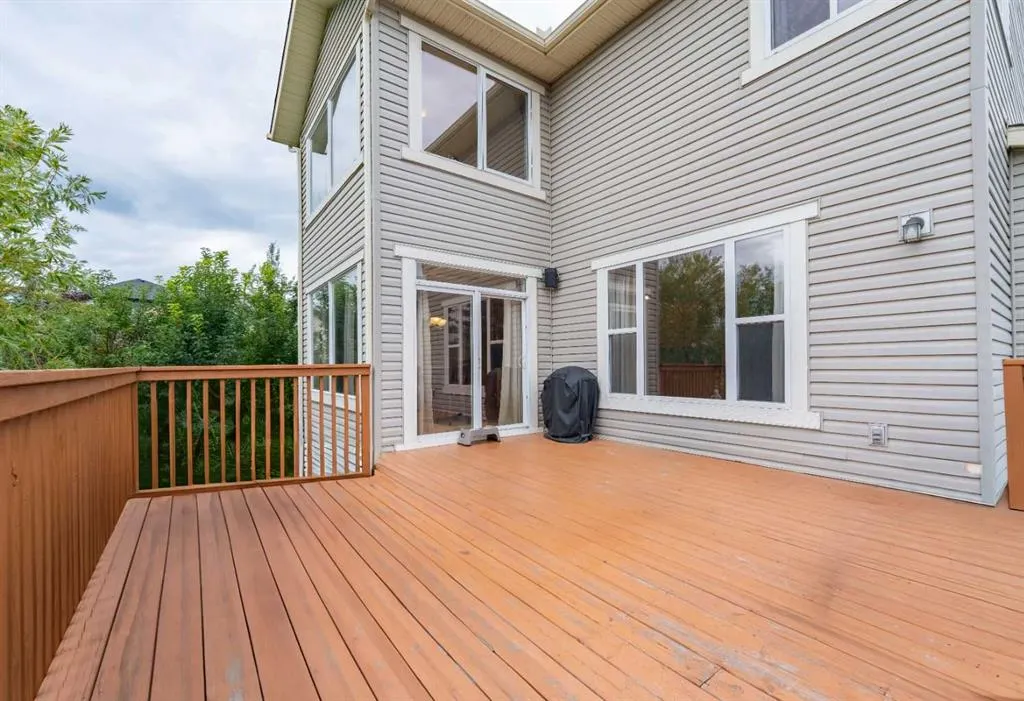 155 Autumn Close SE