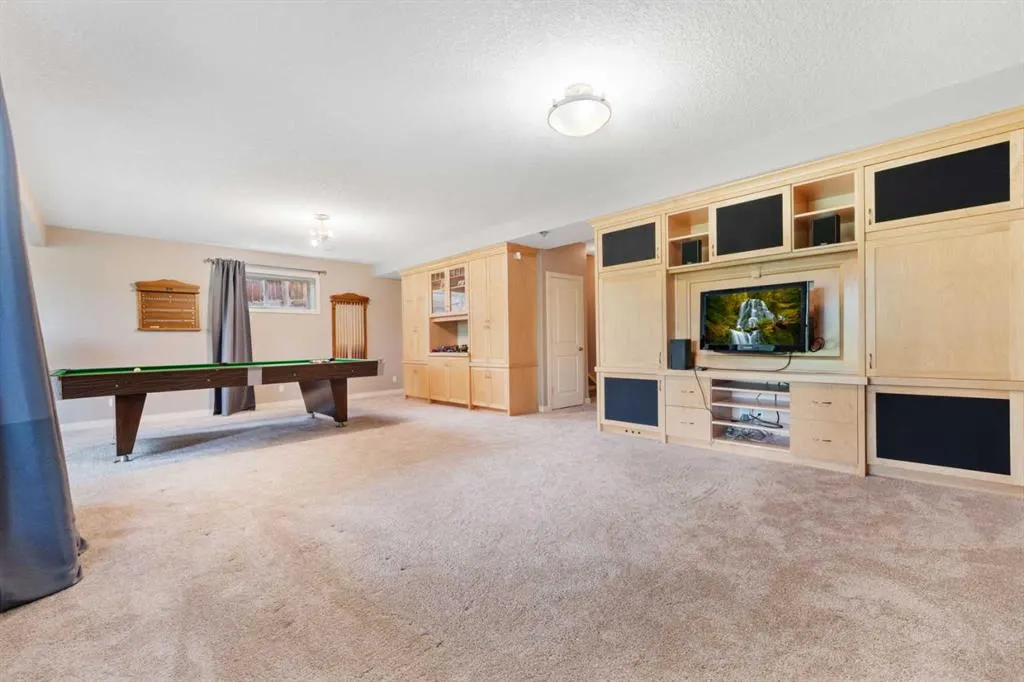 155 Autumn Close SE
