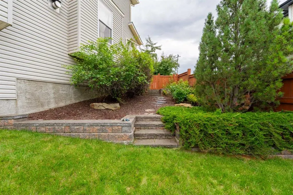 155 Autumn Close SE