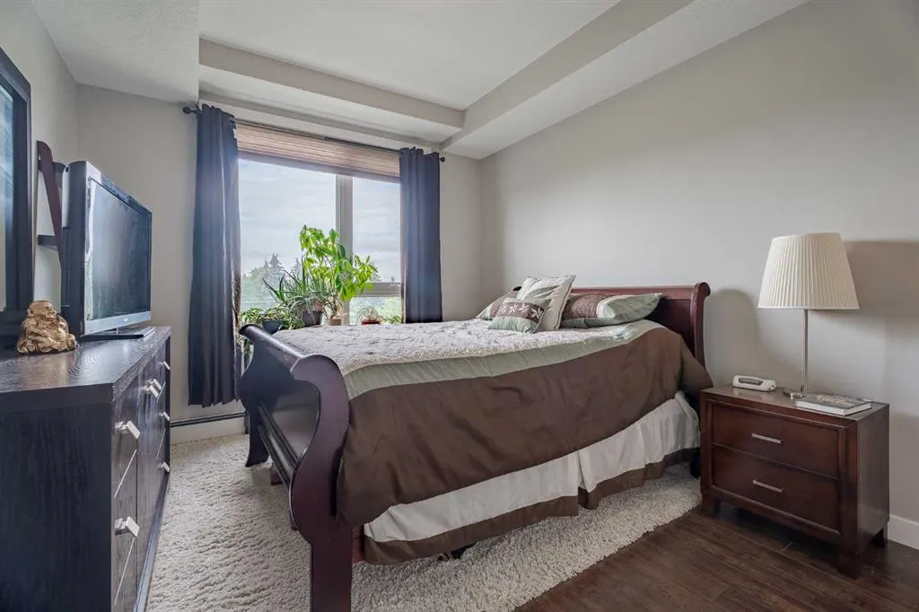 607 17 Avenue NW, #403