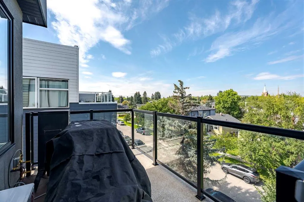 607 17 Avenue NW, #403