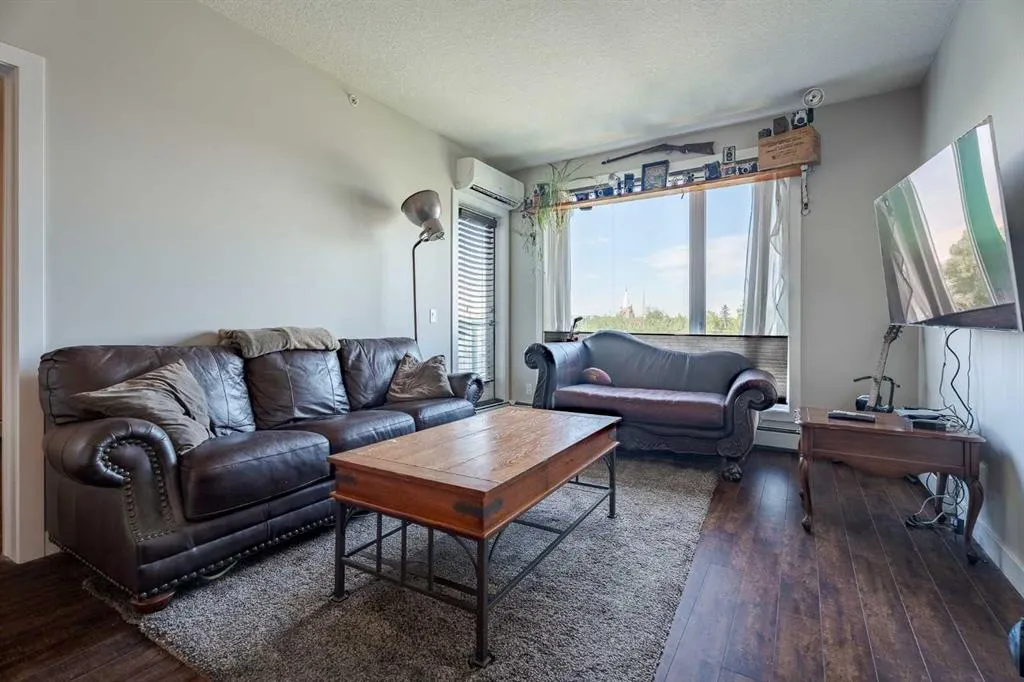 607 17 Avenue NW, #403
