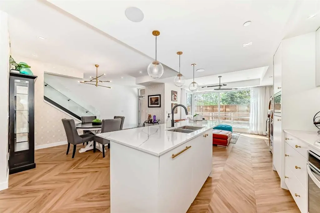 8505 Broadcast Avenue SW, #106
