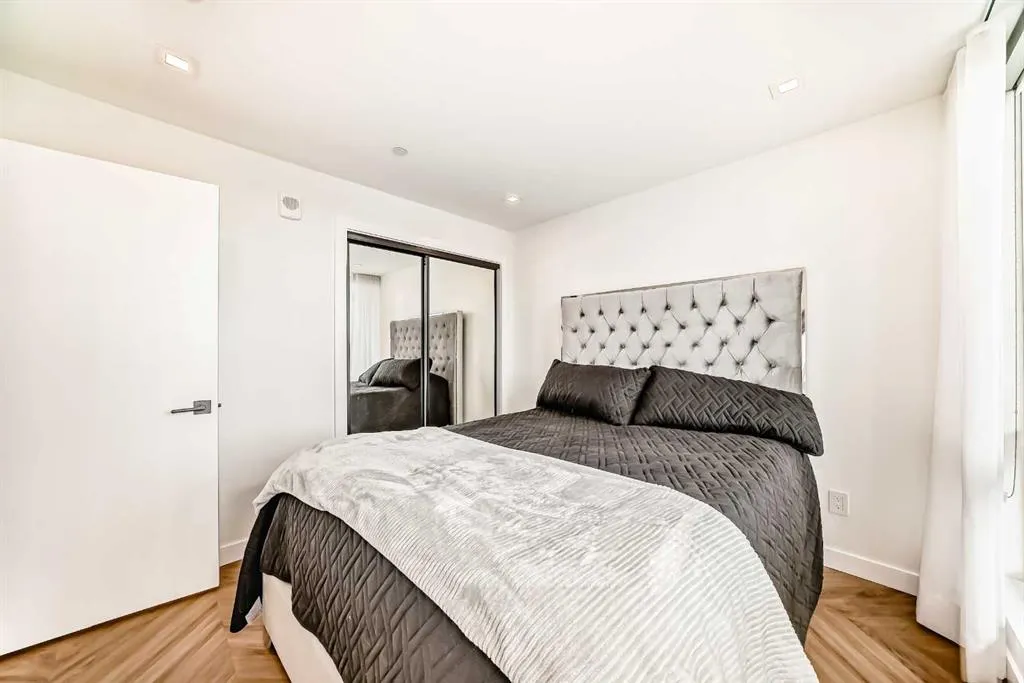 8505 Broadcast Avenue SW, #106