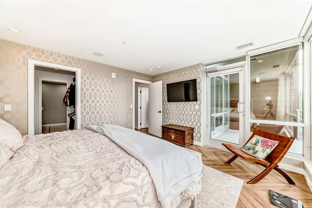 8505 Broadcast Avenue SW, #106