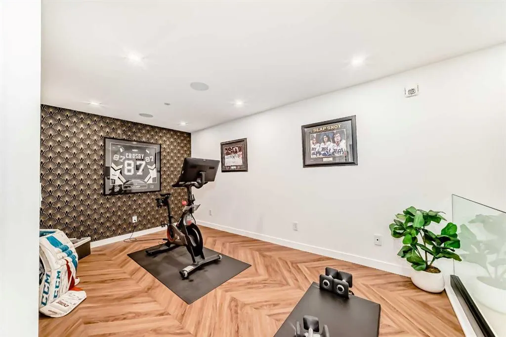 8505 Broadcast Avenue SW, #106