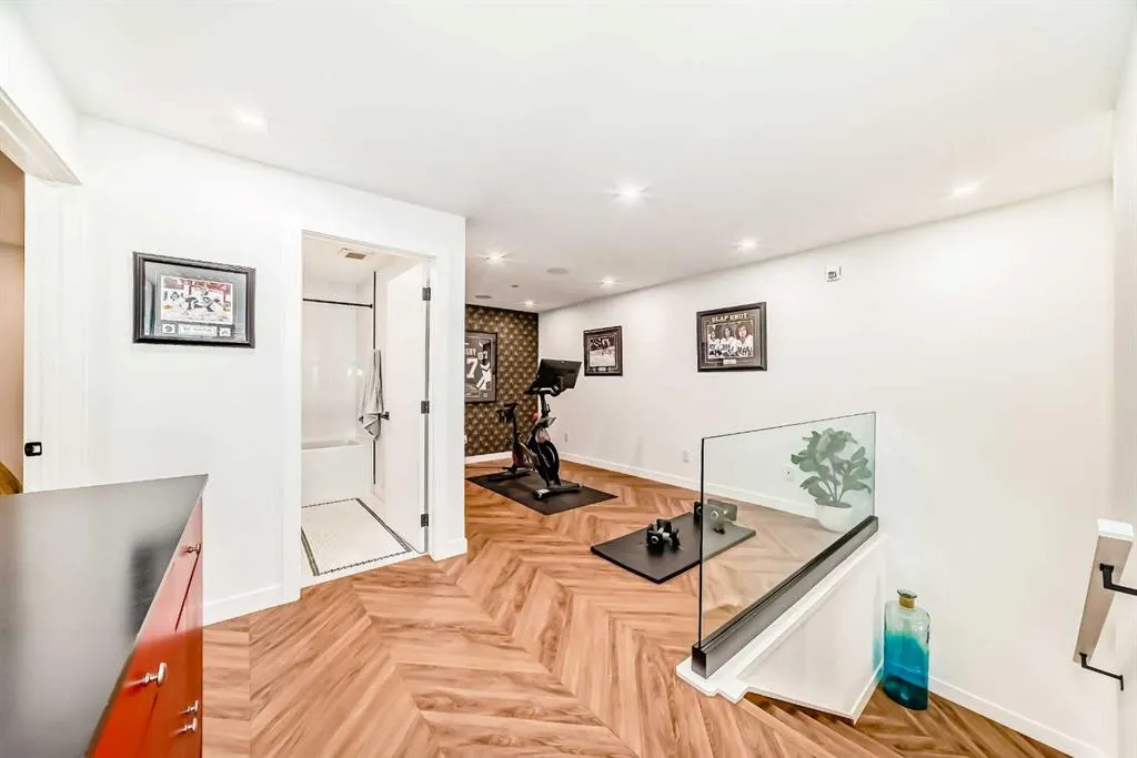 8505 Broadcast Avenue SW, #106