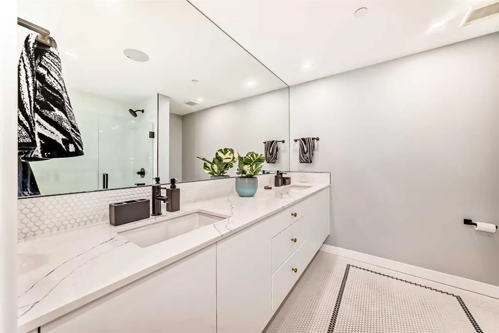 8505 Broadcast Avenue SW, #106