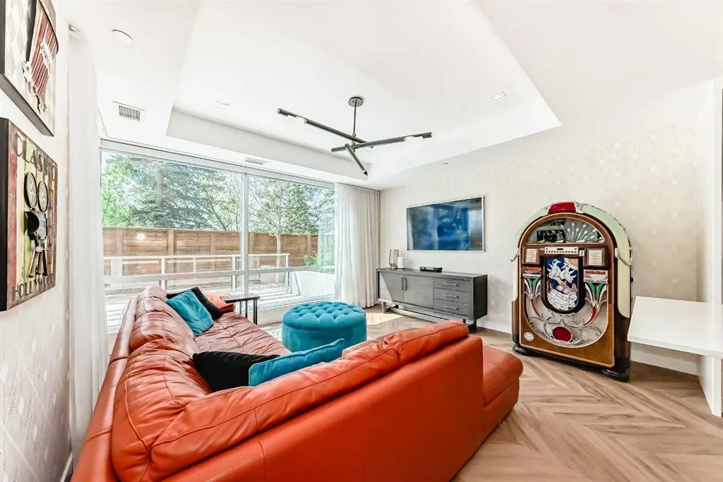 8505 Broadcast Avenue SW, #106
