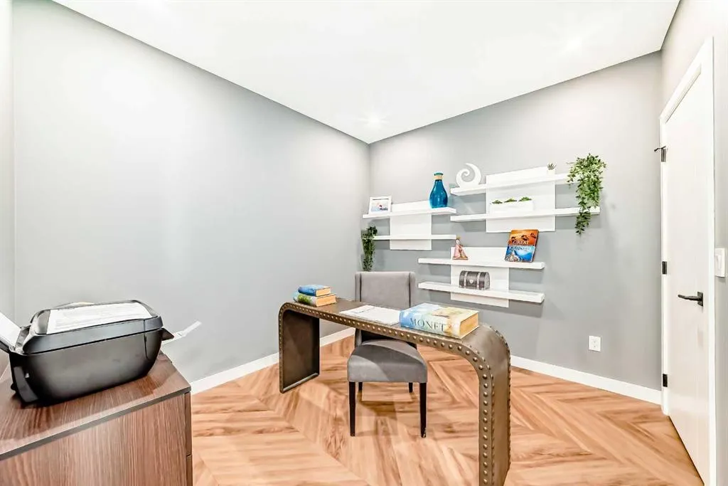 8505 Broadcast Avenue SW, #106