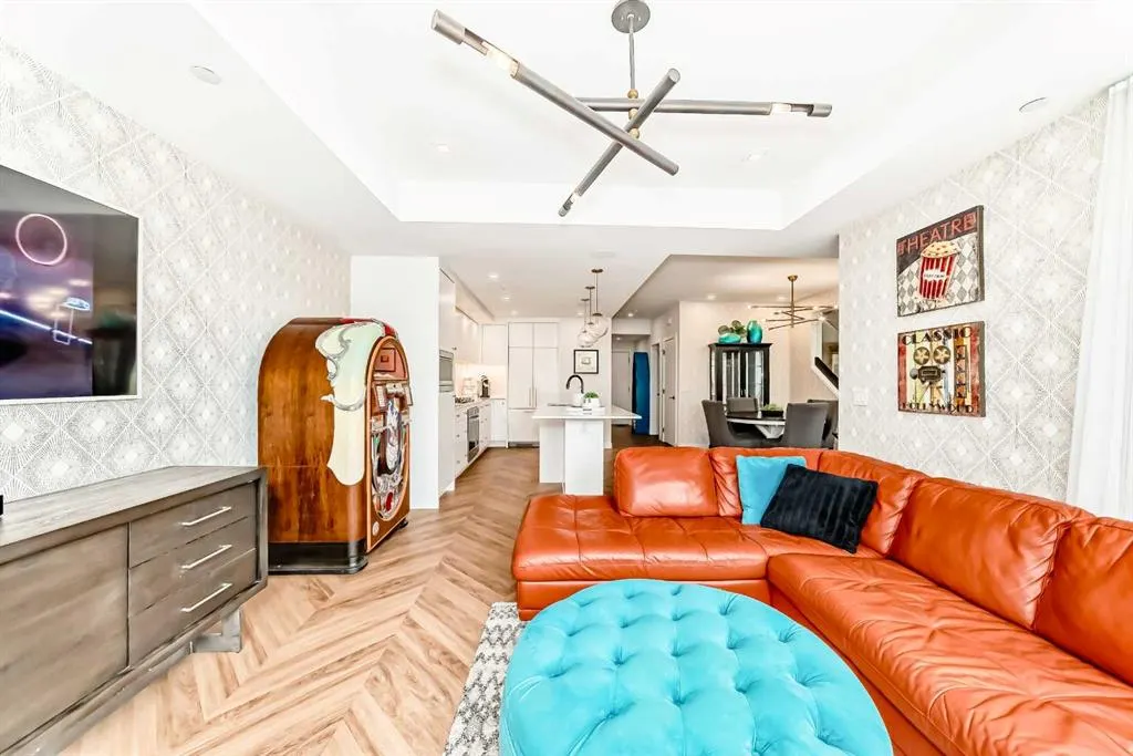 8505 Broadcast Avenue SW, #106