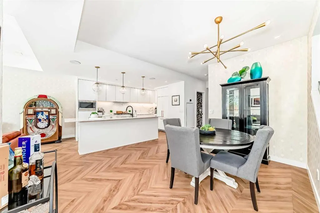 8505 Broadcast Avenue SW, #106