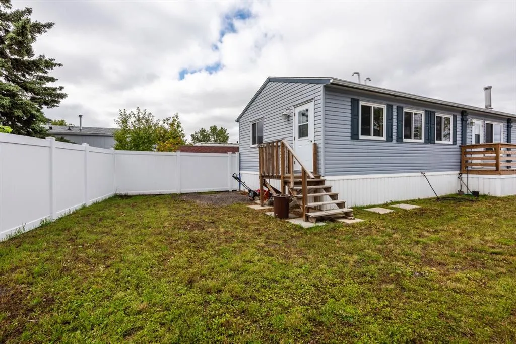 6724 17 Avenue SE, #6