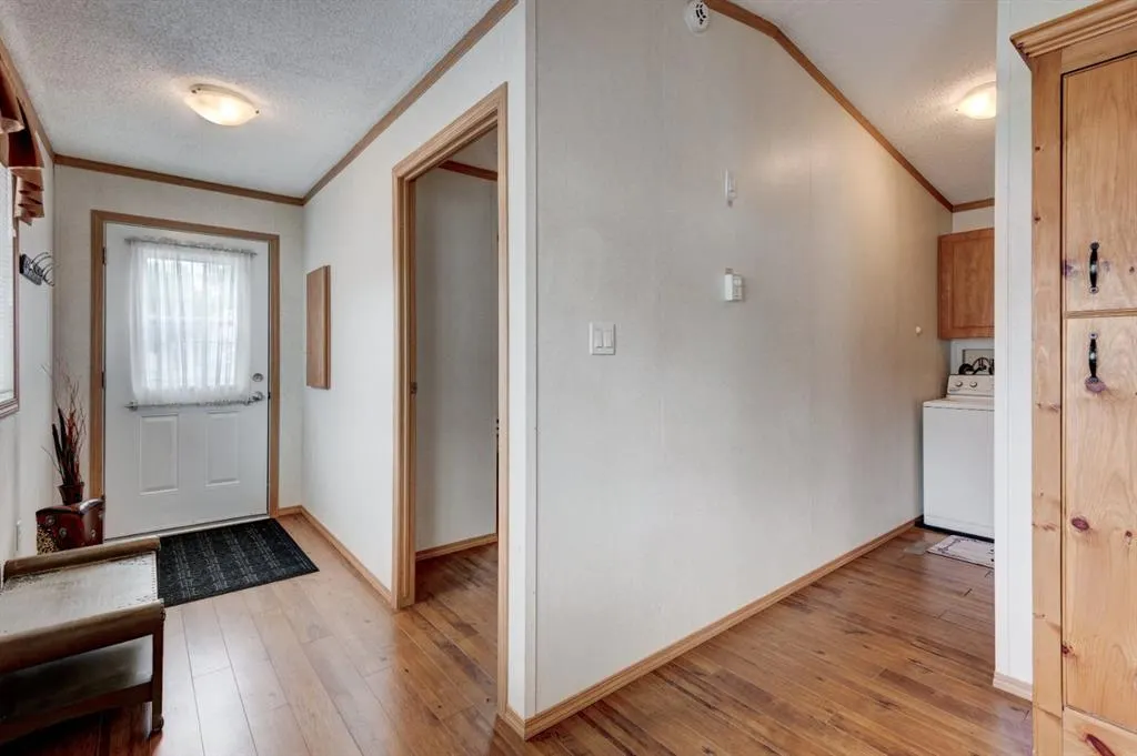 6724 17 Avenue SE, #6
